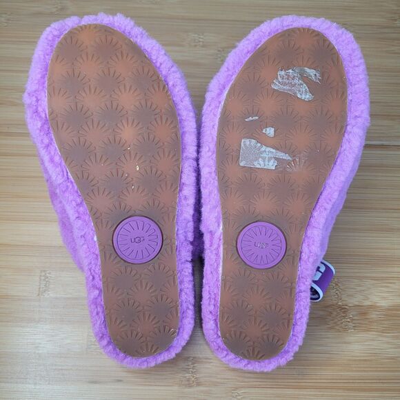 ugg fluff yeah slides Womens Size 6 Youth 4 Berrylicious Purple comfy lounge - Picture 8 of 9